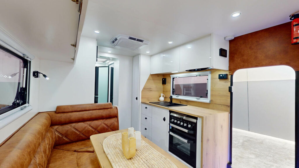 Boutique-Caravan-Family-Escape-XT-22-ft-04232024_095906